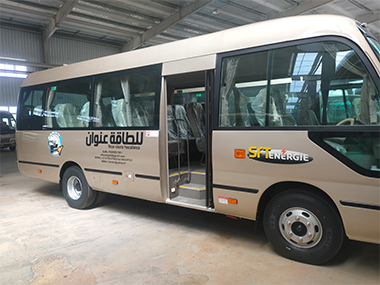 GUMAGAWA ng pag-export at pagpapadala ng Coaster minibus sa Algeria